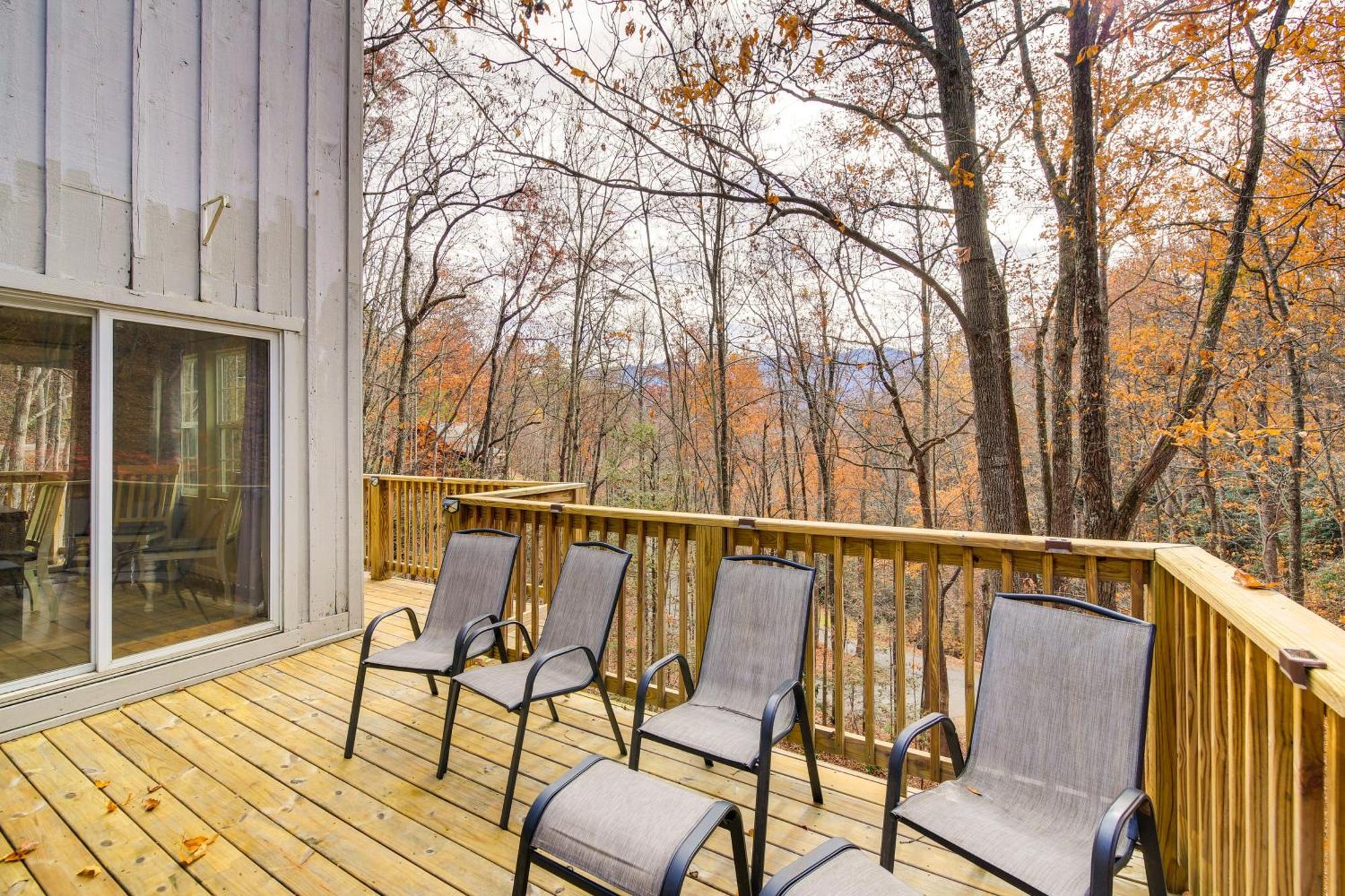 Updated Cobbly Nob Resort Home With Hot Tub! 개틀린버그 외부 사진